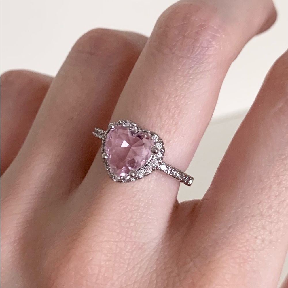 NWOT Pink heart pavé ring
